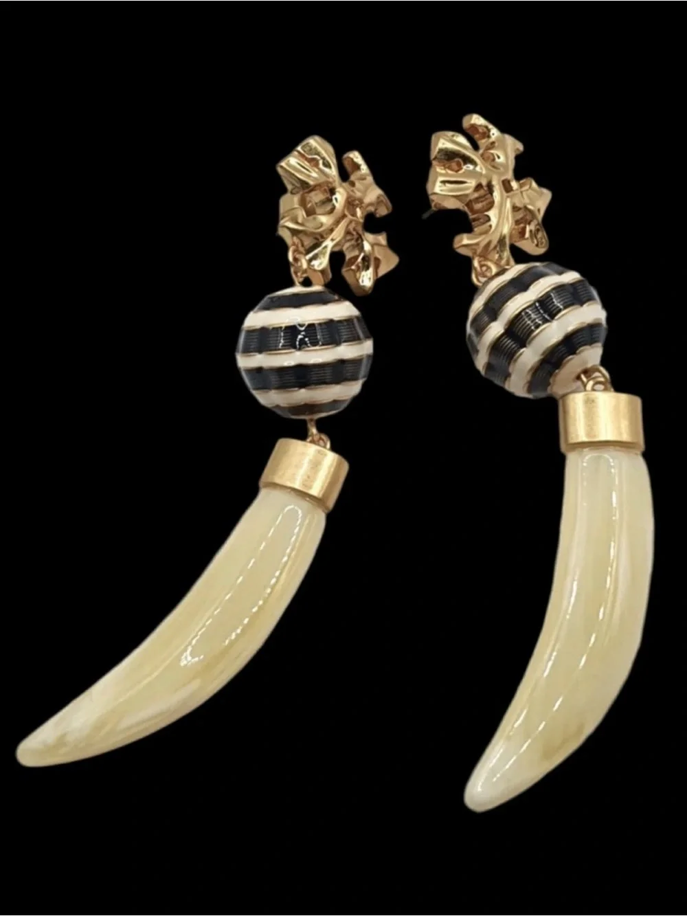 🔥🔥Authentic Designer Earrings At Awesome Prices To Buy Now & Save Price Firm